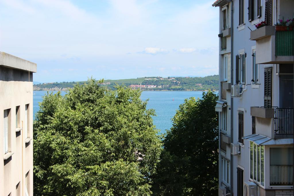 Appartamento Maestral Capodistria Esterno foto